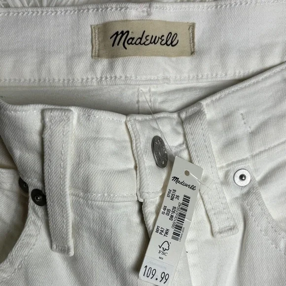 Madewell The Perfect Vintage Straight Jean in Tile White: Ripped-Knee Edition - Picture 4 of 9